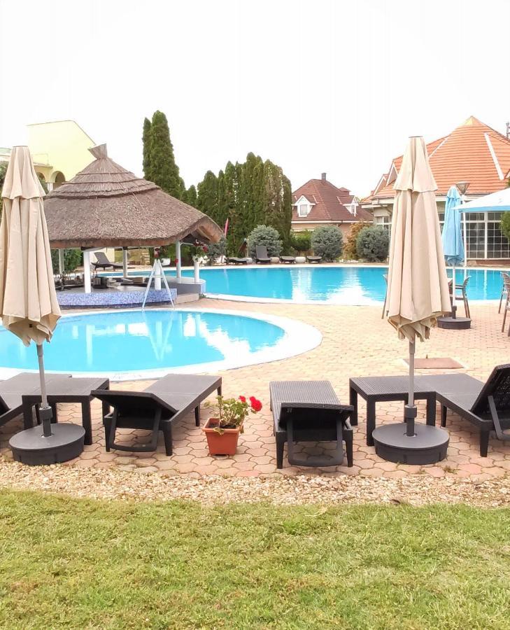 Helena Studio Apartman Siófok Exterior foto